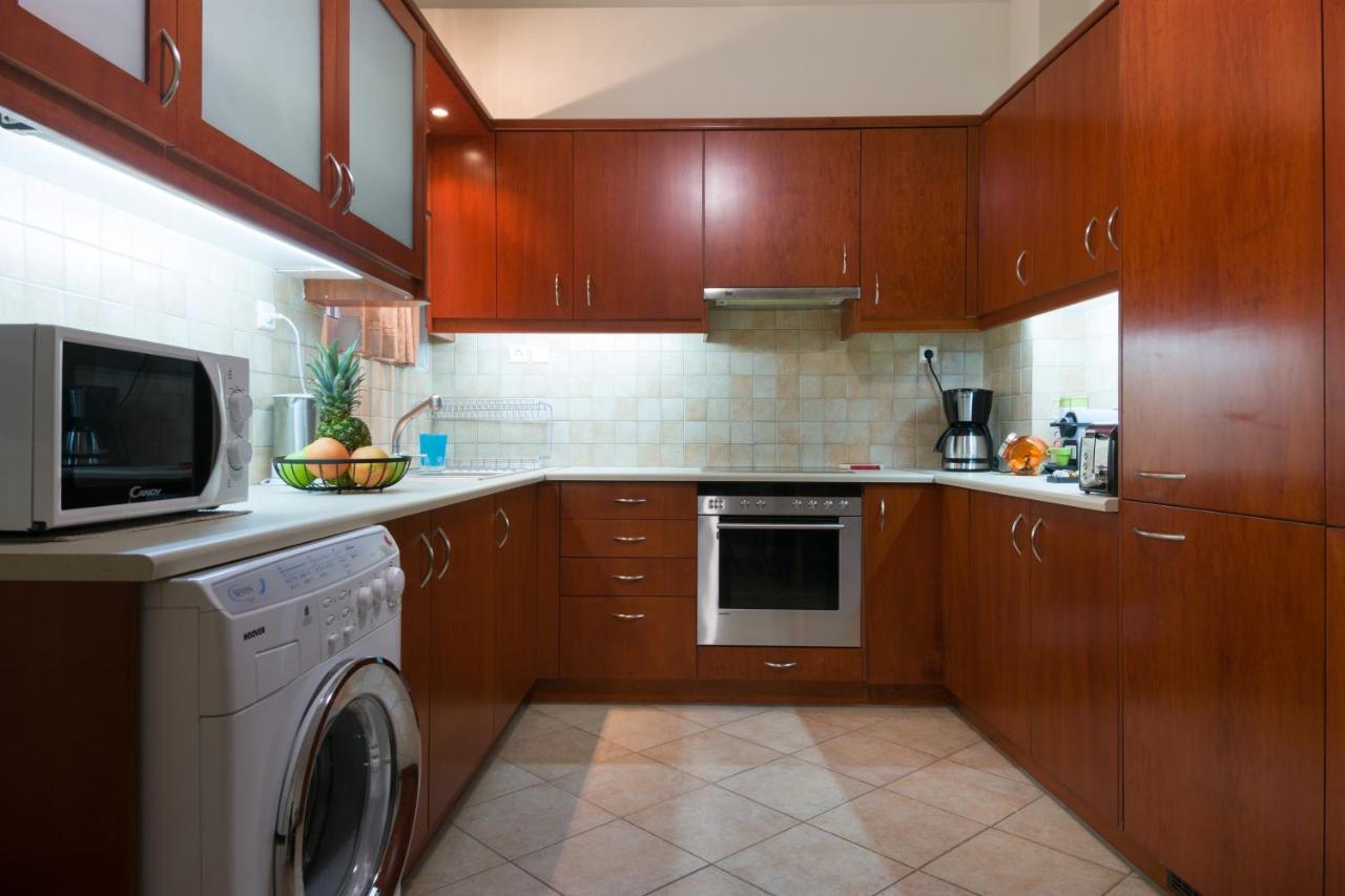 Straight To The Lake View Apartments Agios Nikolaos Extérieur photo