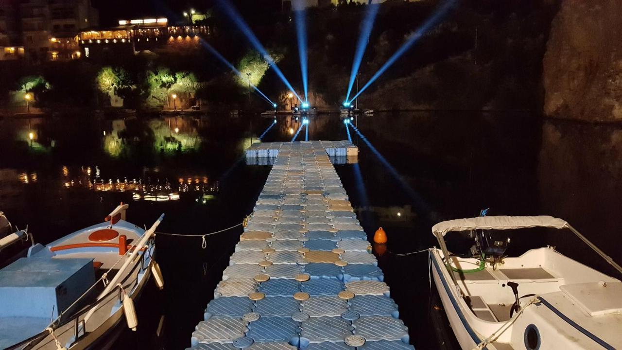 Straight To The Lake View Apartments Agios Nikolaos Extérieur photo